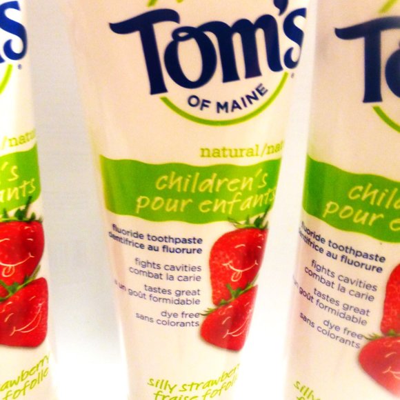 BX65 3 NEW Tom's of Maine SILLY STRAWBERRY Children's Toothpaste 90ml Floride - Picture 3 of 6
